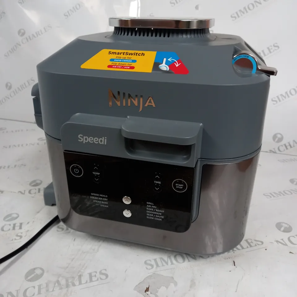 BOXED NINJA SPEEDI 10-IN-1 5.7L RAPID-COOKER & AIR FRYER ON400UK