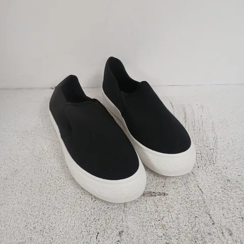 SPOT ON - UK 5 SPORT BLACK SLIP-ON SNEAKERS
