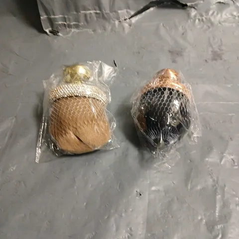 APPROXIMATELY 30 SELF-TANNING/MAKEUP BODY BRUSHES