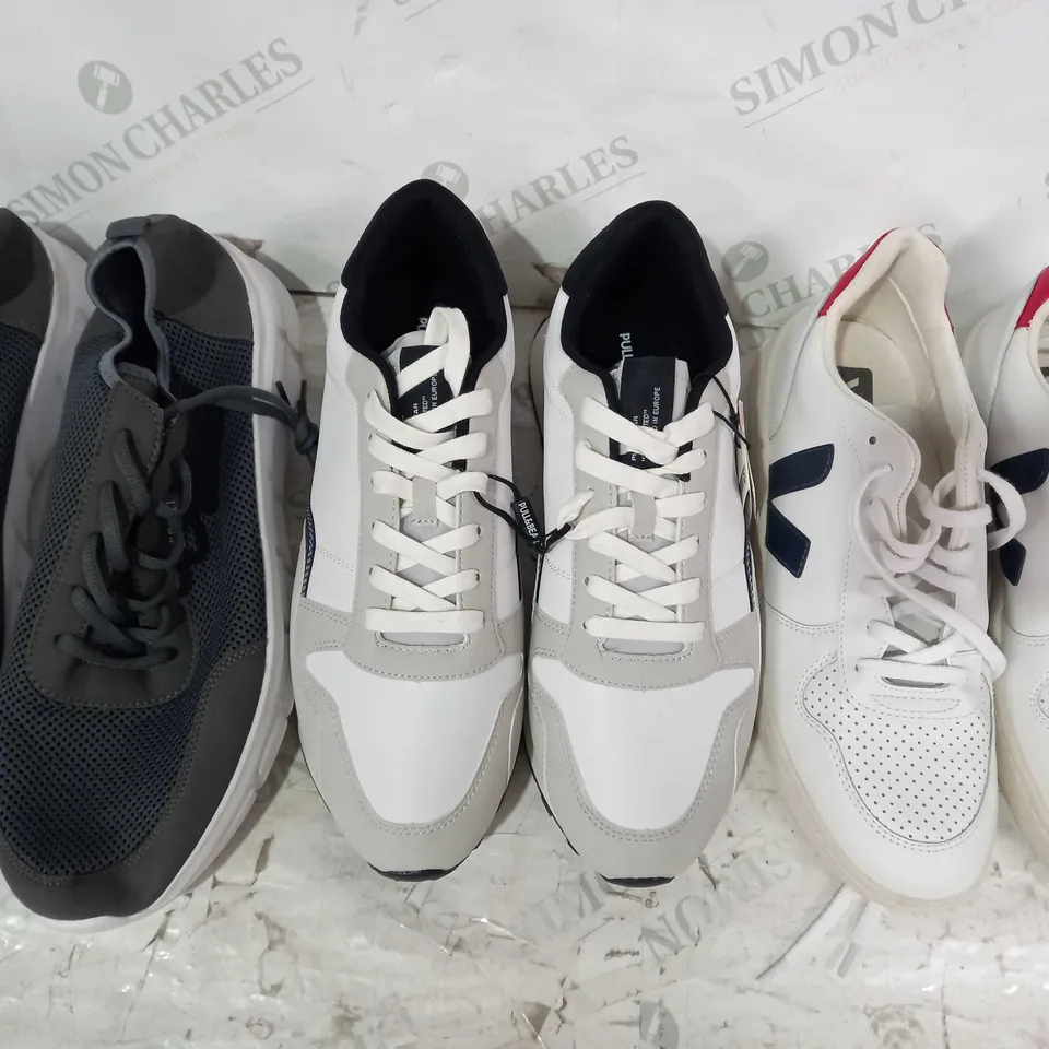BOX OF APPROXIMATELY 20 ASSORTED PAIRS OF SHOES AND FOOTWEAR ITEMS IN VARIOUS STYLES AND SIZES TO INCLUDE PULL & BEAR, VEJA, ETC