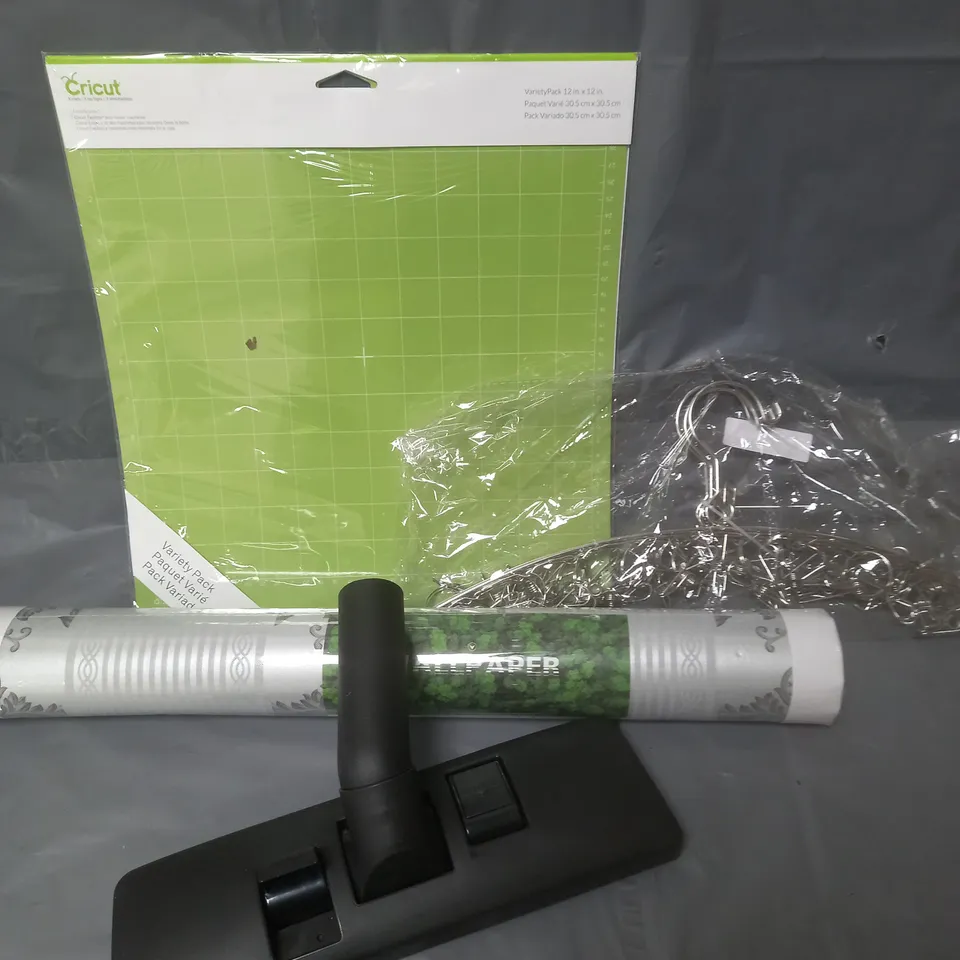 APPROXIMATELY 15 ASSORTED HOUSEHOLD PRODUCTS TO INCLUDE HANGERS, WALLPAPER, TAPE ETC 