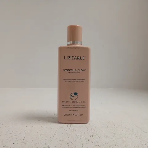 LIZ EARLE SMOOTH & GLOW EXFOLIATING TONIC (200ML)