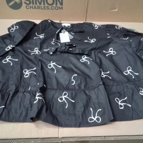 BOXED BRAND NEW APPROXIMATELY 7 SIMPLY BE BLACK BOW FRONT BLOUSE SIZE 28