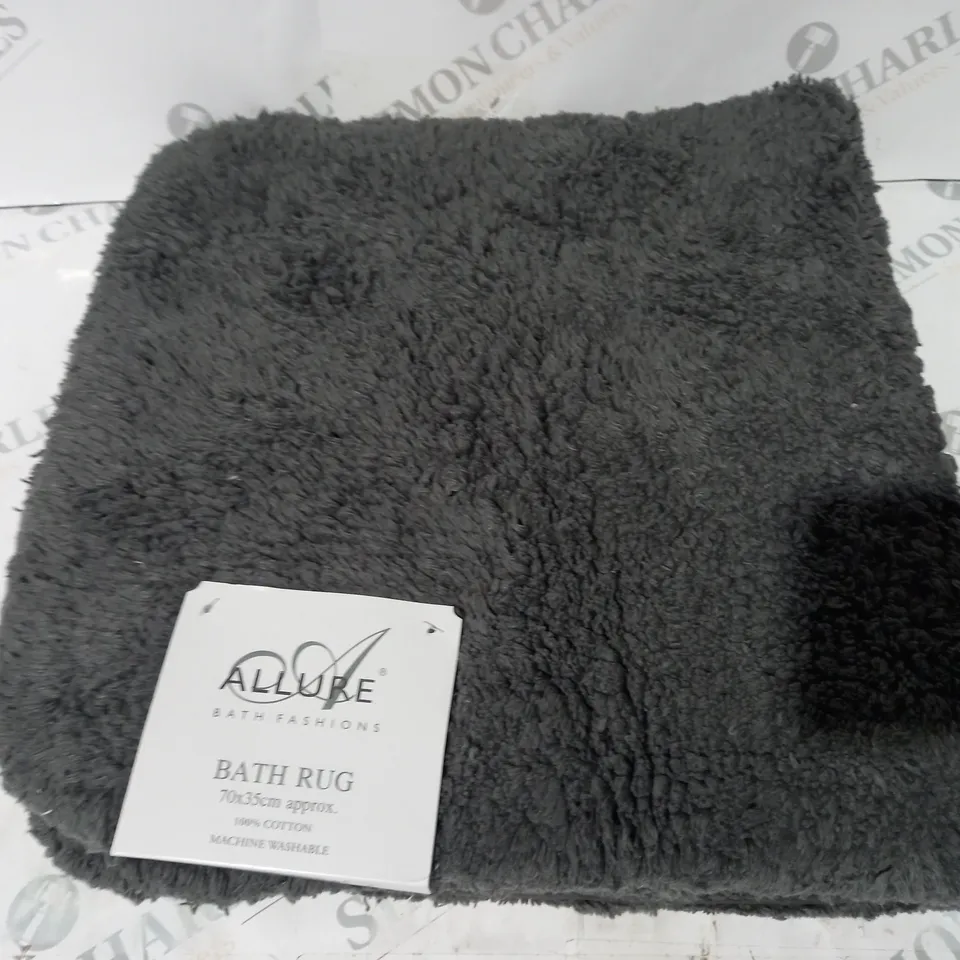 ALLURE BATH RUG IN DARK GREY (70 X 35CM APPROX)