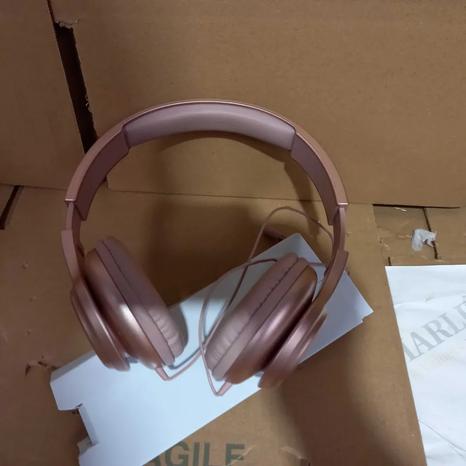 ONN WIRED HEADPHONES