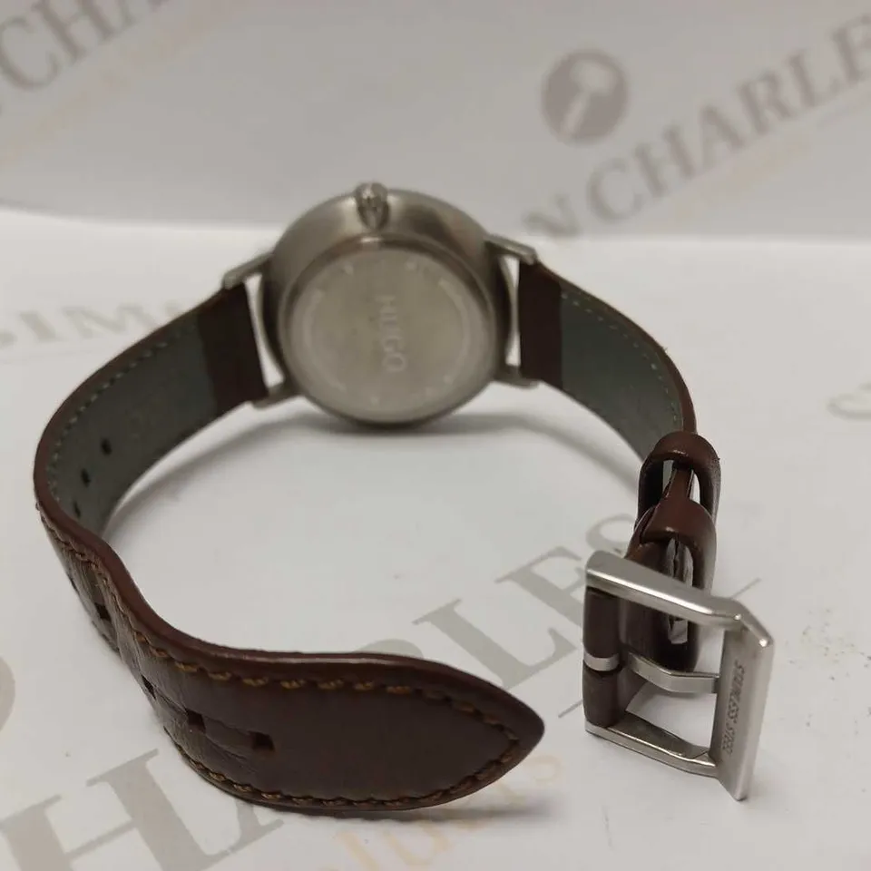 HUGO BOSS BLUE TRIPLE DIAL BROWN LEATHER STRAP WRISTWATCH 