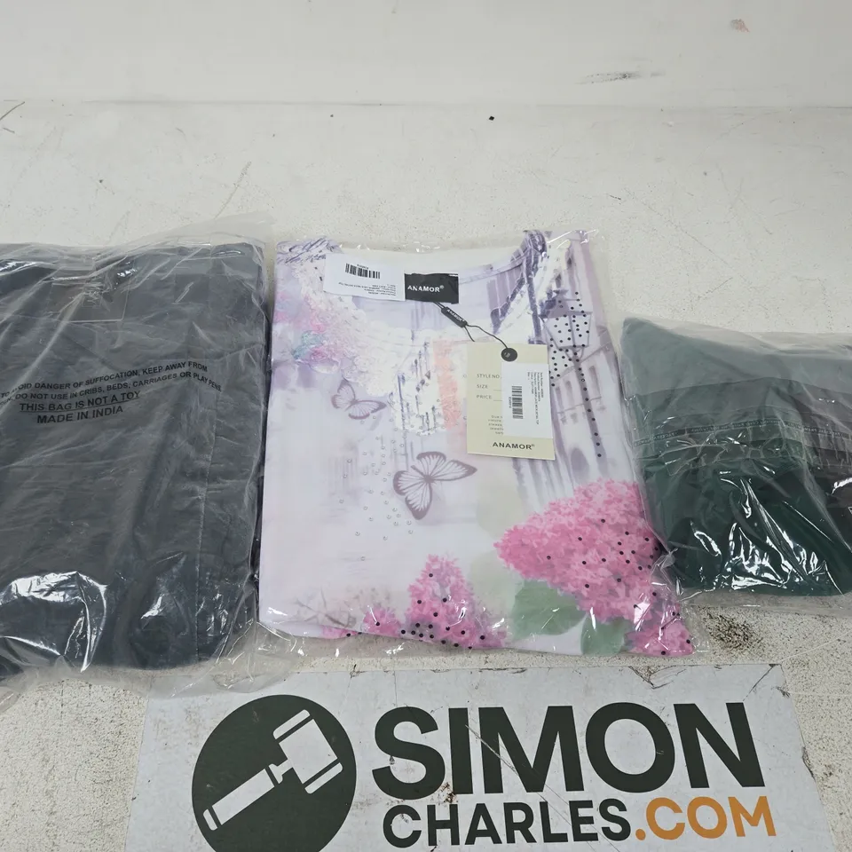 Three ladies' clothing items in branded packaging (ANAMOR) – 3-piece lot WOMEN'S CLOTHING BUNDLE – APROX 10 ITEMS TO INCLUDE CLOTHING ITEMS JUMPERS , TOPS AND DRESSES 