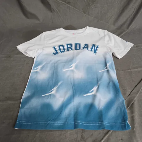 JORDAN YOUTH PRINT TSHIRT IN BLUE/WHITE SIZE 10-12YRS