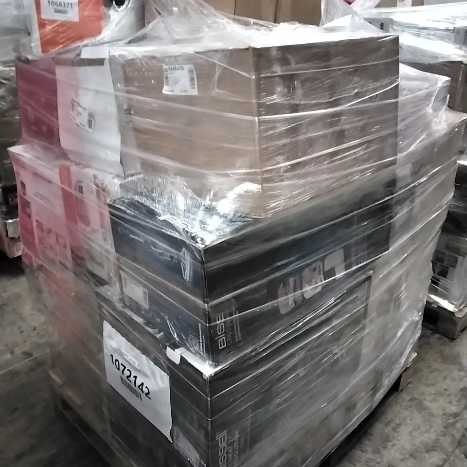 PALLET OF APPROXIMATELY 25 UNPROCESSED RAW RETURN HOUSEHOLD AND ELECTRICAL GOODS TO INCLUDE;