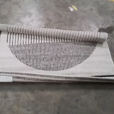 QUALITY DESIGNER AREA RUG - APPROXIMATELY 160X140CM