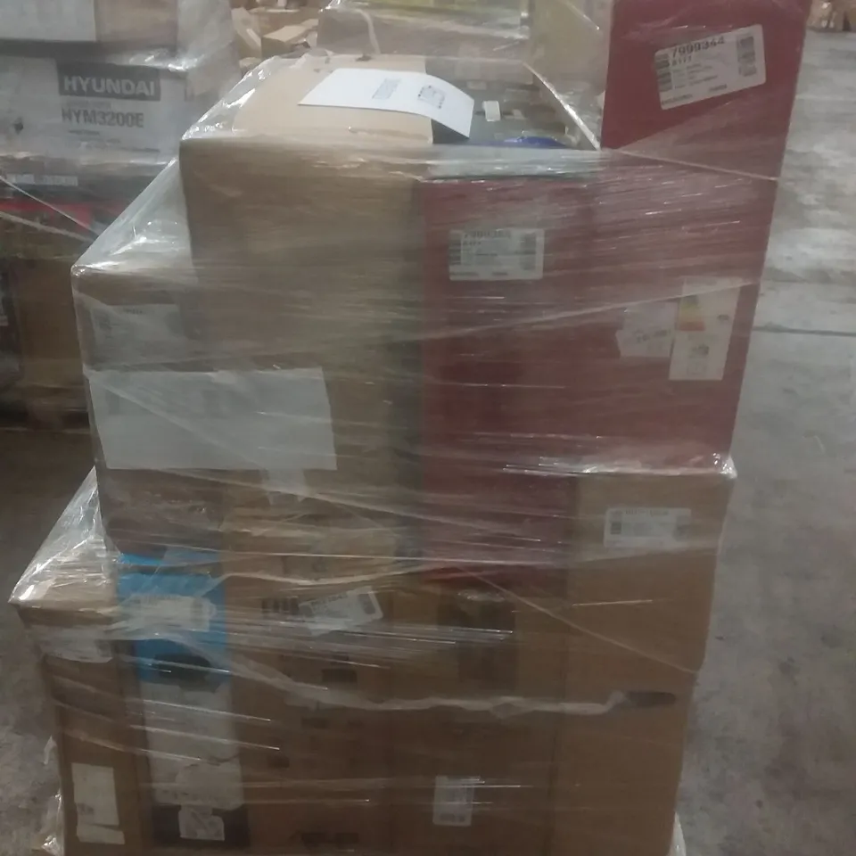 PALLET OF APPROXIMATELY 9 ASSORTED MONITORS INCLUDING 