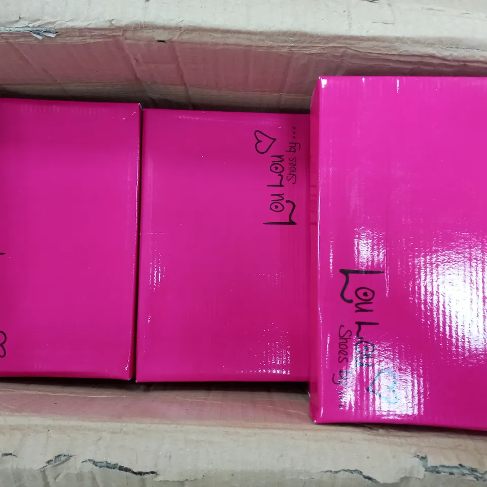 APPROXIMATELY 16 BOXED PAIRS OF LOU LOU SHOES BY SUMMER KIDS SLIP ON TRAINERS IN BLACK VARIOUS SIZE TO INCLUDE 27, 28, 32, 33 