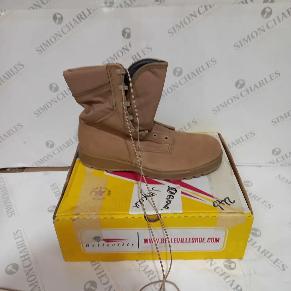 BOXED PAIR OF BELLEVILE DESSERT HOT WEATHER FLIGHT BOOT SIZE UNKNOWN 