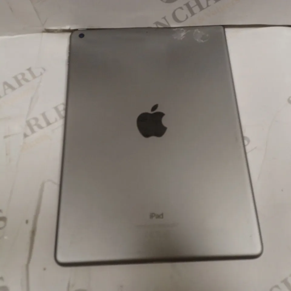 APPLE IPAD 9.7