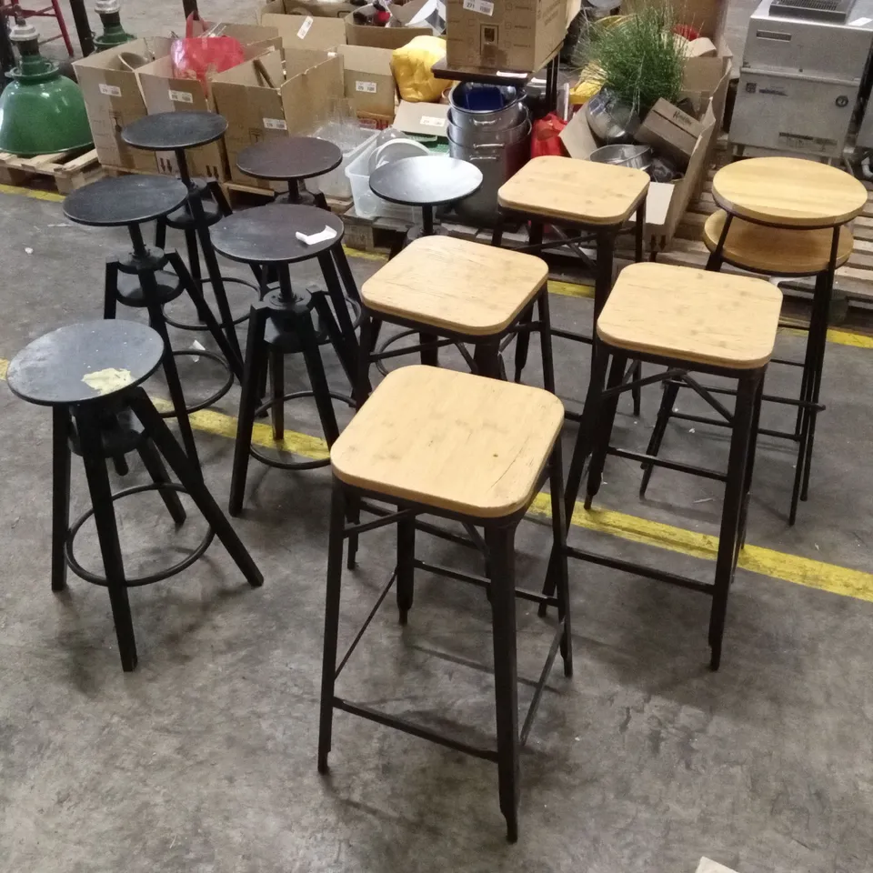 LARGE ASSORTMENT OF RESTERAUNT BAR STOOLS 