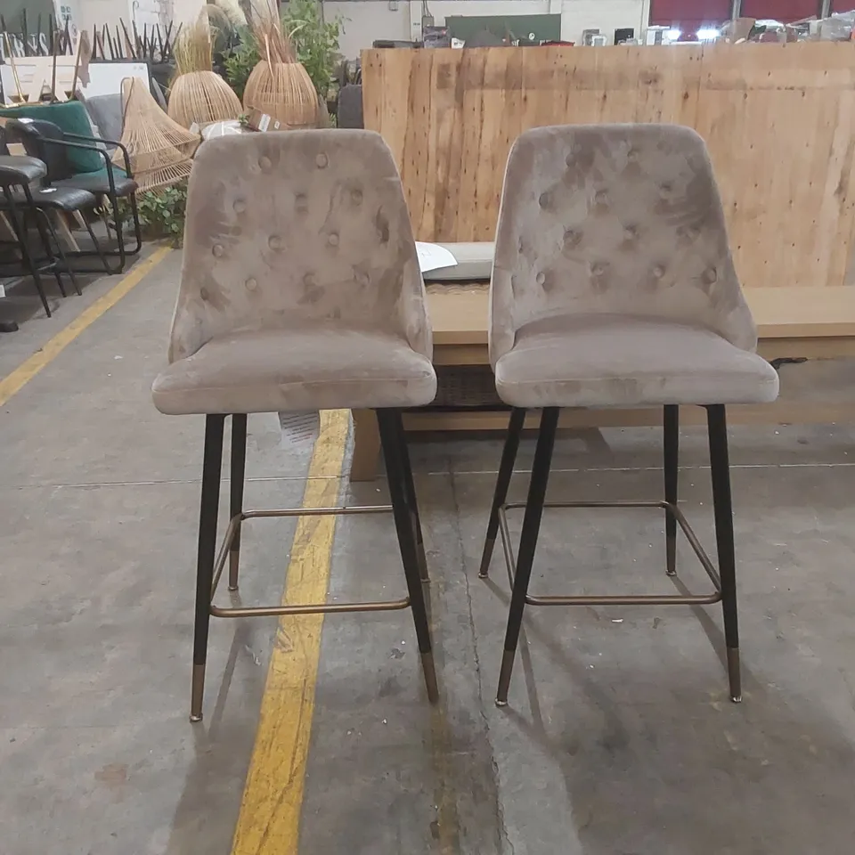 PAIR OF DESIGNER BELGRAVIA BAR STOOLS VELVET BUTTONS BACK MINK BROWN SEAT BLACK BRASS BASE 66CM
