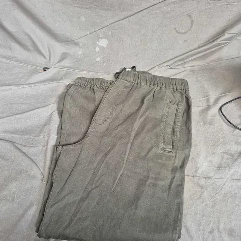 HUSH AVA WASHED CARGO TROUSERS – IVY GREEN, UK 14