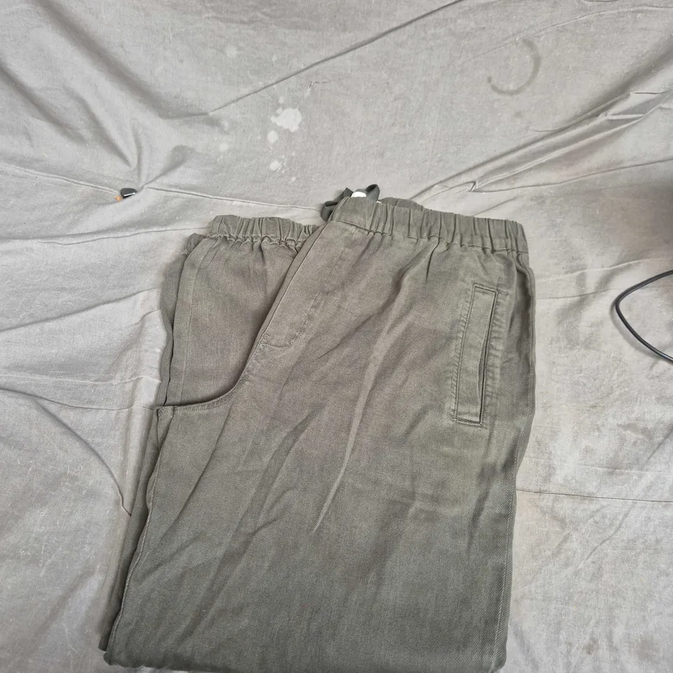 HUSH AVA WASHED CARGO TROUSERS – IVY GREEN, UK 14