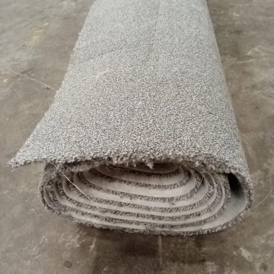 ROLL OF QUALITY CALM TWIST POTASSIUM CARPET // APPROX SIZE; 2.4 x 4m