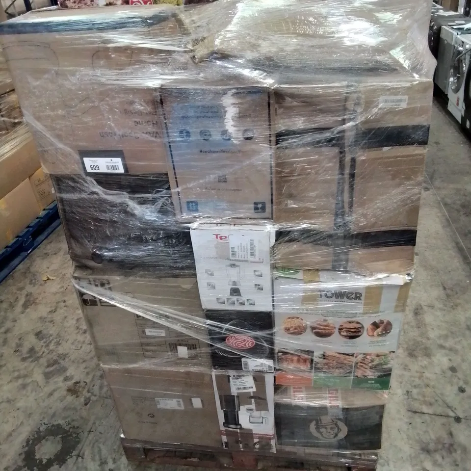 PALLET OF APPROXIMATELY 36 UNPROCESSED RAW RETURN HOUSEHOLD AND ELECTRICAL GOODS TO INCLUDE;