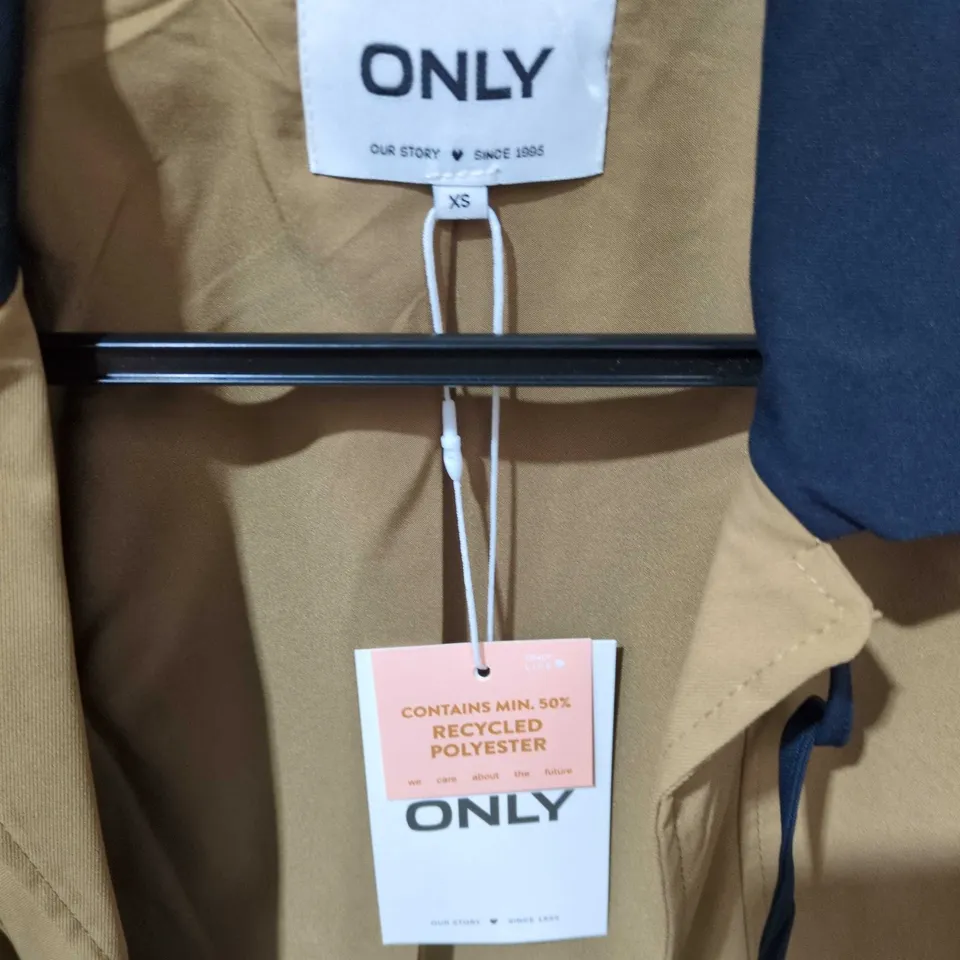 ONLY TAN JACKET WITH NAVY COLLAR, XS