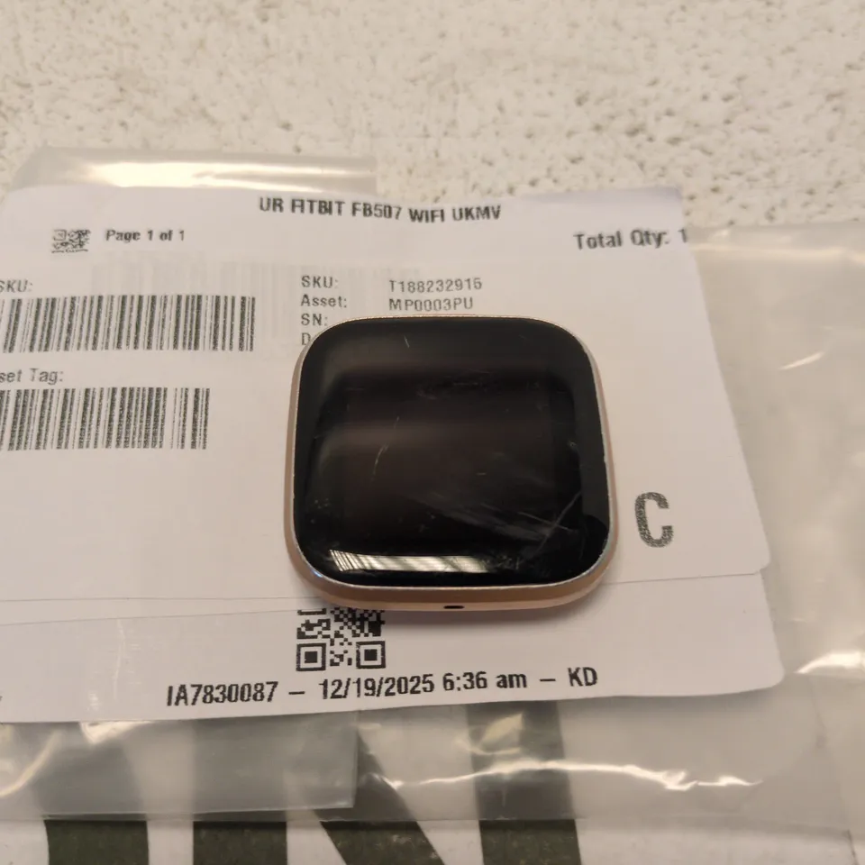 FITBIT VERSA 2 COPPER ROSE SMARTWATCH (NO STRAP) – USED