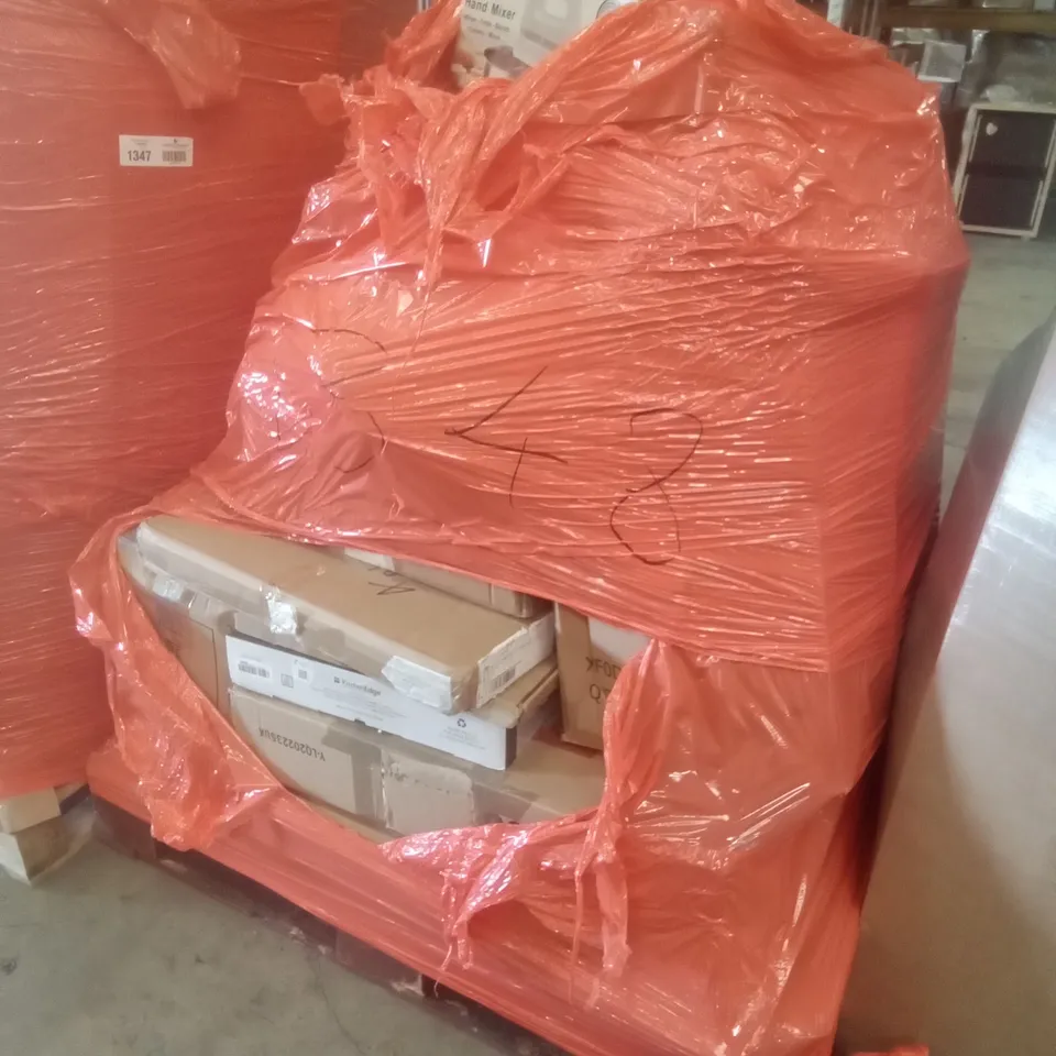 PALLET OF ASSORTED ITEMS INCLUDING HAND MIXER, 2 TIER CHROME SHOE RACK, PEPE, HOMIDEC, KITCHENEDGE