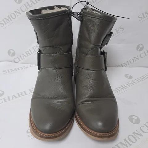 CORNILLA KHAKI BUCKLED BOOTS SIZE 5