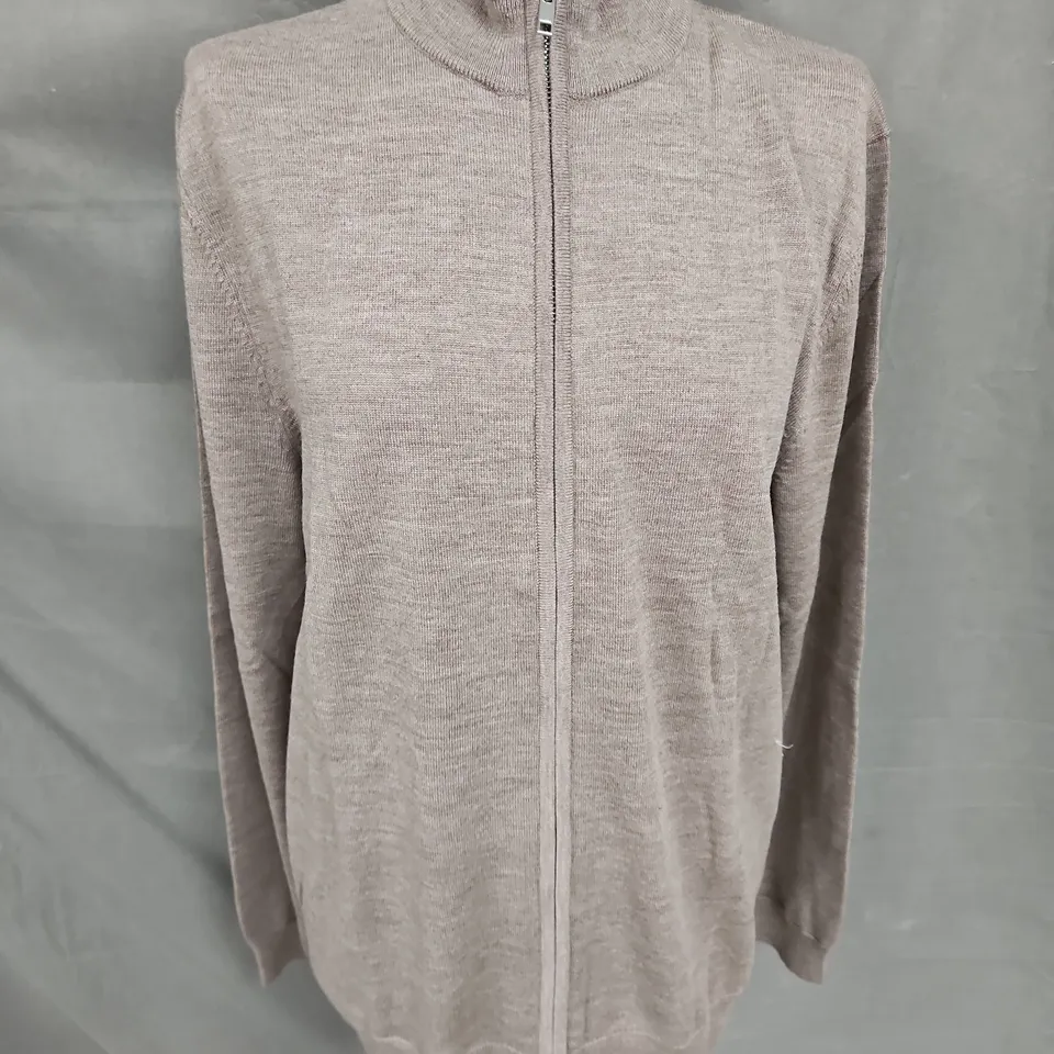 HAWES & CURTIS KNIT ZIP THROUGH IN NEUTRAL SIZE L