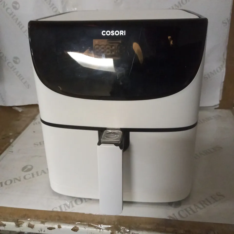COSORI AIR FRYER 1700W MAX XXL 5.5L DIGITAL TOUCHSCREEN, WHITE