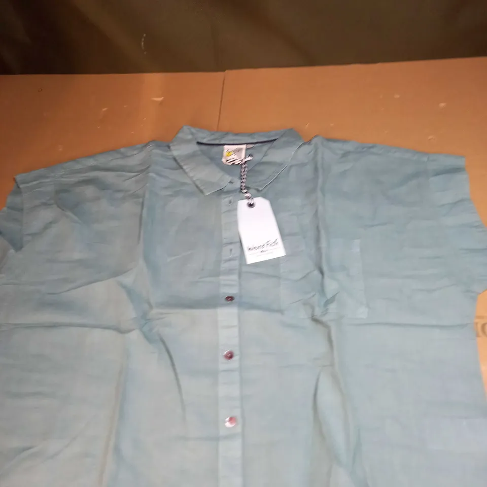 WEIRD FISH MAKRI PLAIN LINEN RELAXED SHORT SLEEVED SHIRT SIZE 18