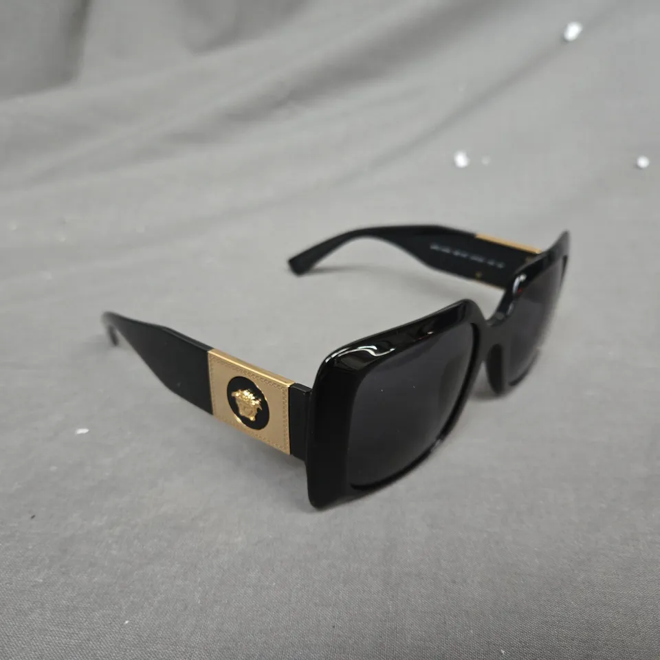 BOXED AND CASED VERSACE RECTANGLE ACETATE SUNGLASSES