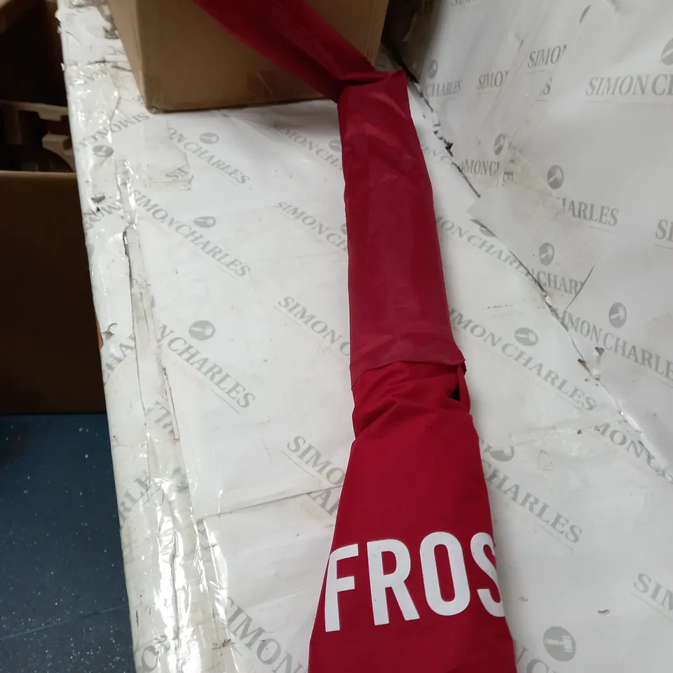 BOXED DELK FROSTGUARD PROTECTIVE VEHICLE WINDOW COVER SET IN RED 