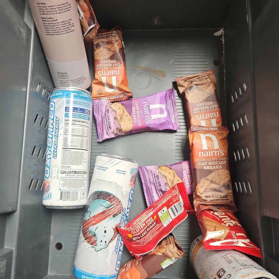 APPROXIMATELY 15 ASSORTED FOOD ITEMS TO INCLUDE - OXYSHRED ULTRA ENERY, GRIND COFFEE HOUSE BLEND, CYDNO SLEEPY TEA, ETC - COLLECTION ONLY