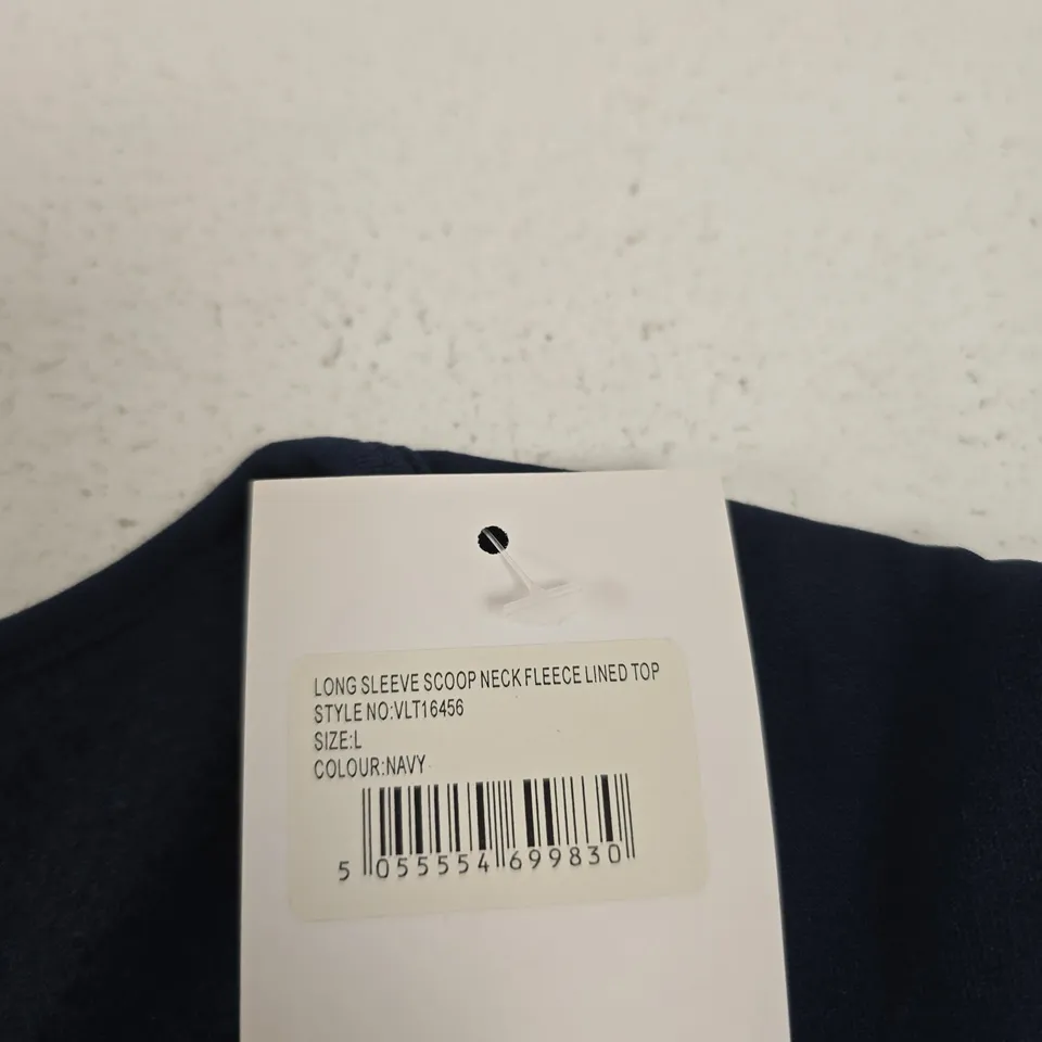 PURE & NATURAL NAVY LONG SLEEVE SCOOP NECK FLEECE-LINED TOP – SIZE L