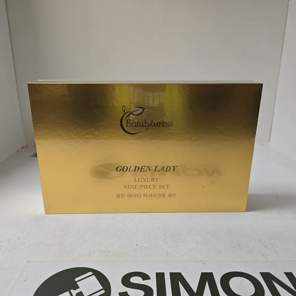 BEAUTYTURESS GOLDEN LADY LUXURY NINE PIECE SET SEALED