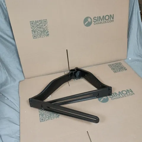 DUAL MONITOR MOUNT CLAMP TYPE (NO SCREWS INCLUDED)