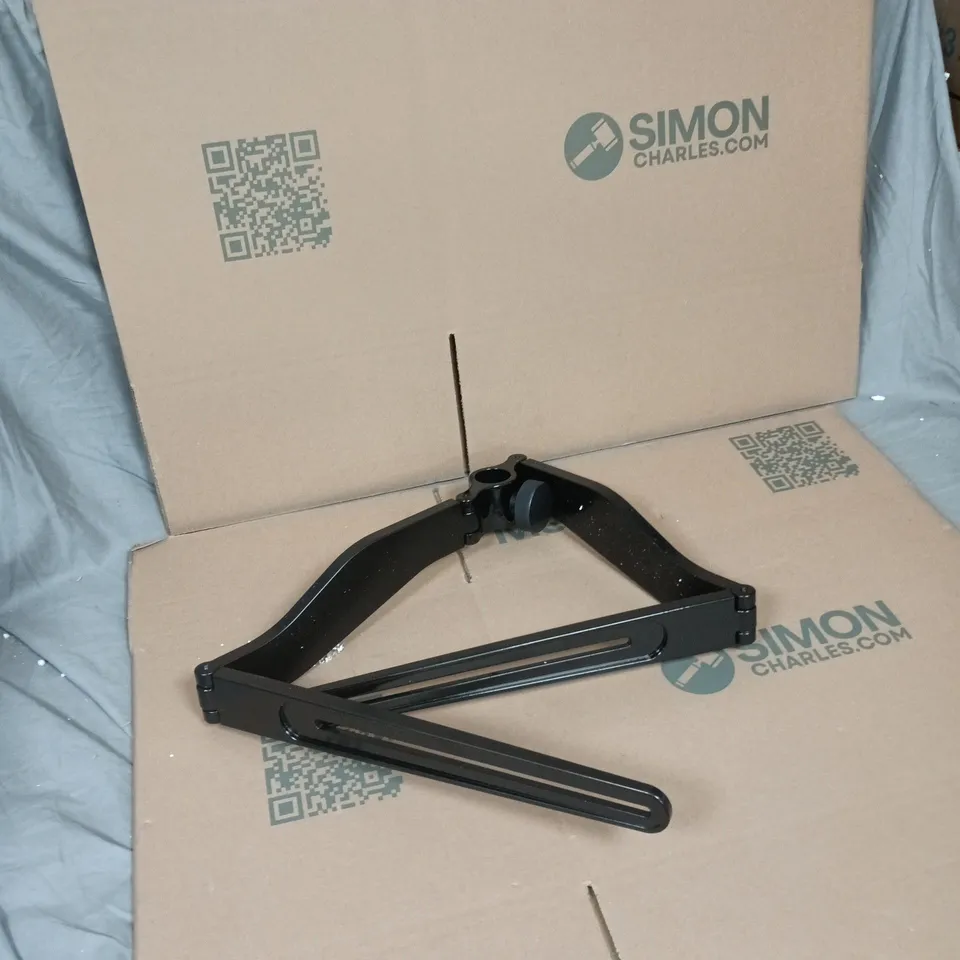 DUAL MONITOR MOUNT CLAMP TYPE (NO SCREWS INCLUDED)