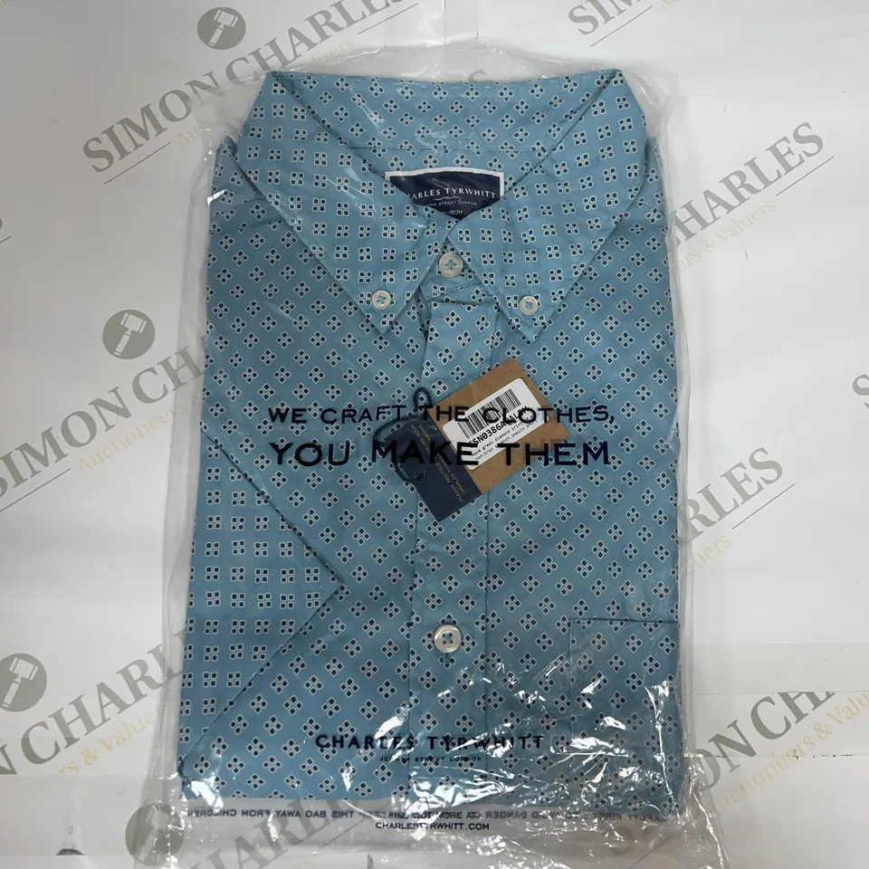 CHARLES TYRWHITT BAGGED DIAMOND PRINT SHORT SLEEVE SHIRT IN AQUA GREEN SIZE L