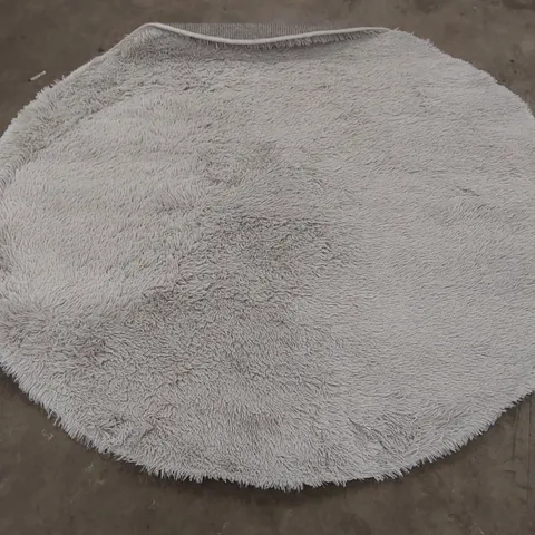 PACO HOME SILKY RUG - 160cm D