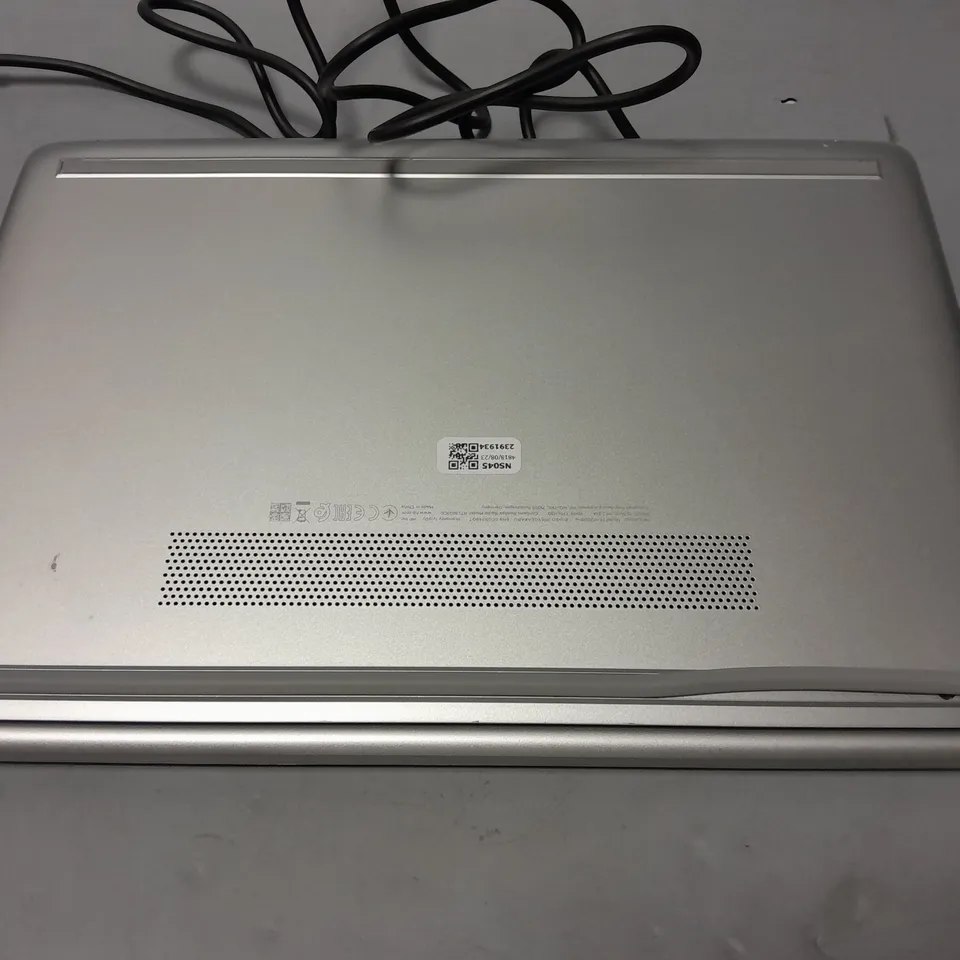 HP 14-CF2008NA LAPTOP INTEL CORE I3 4GB RAM