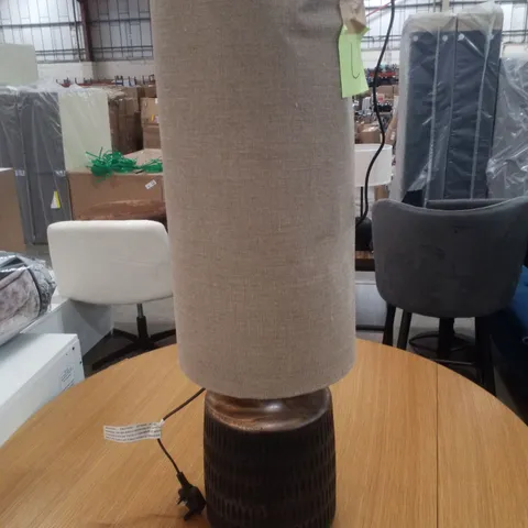 RUMA ANTIQUE BLACK WASH MANGO WOOD TABLE LAMP