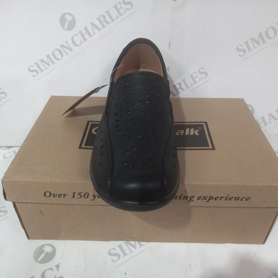 BOXED PAIR OF CUSHION-WALK GRACE SLIP-ON SHOES IN BLACK SIZE 5