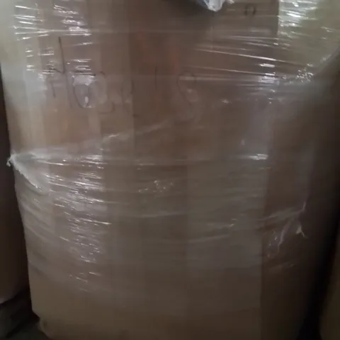 PALLET CONTAINING A LARGE QUANTITY OF HOSES