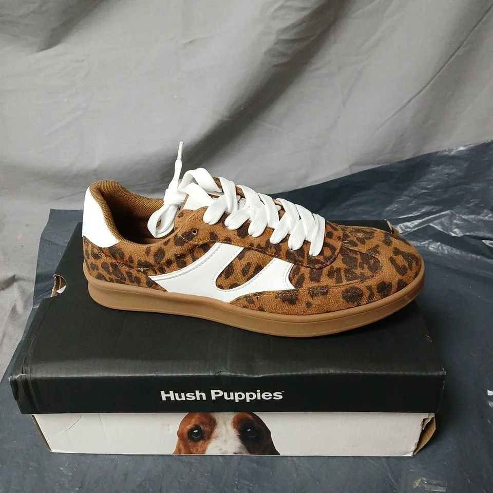 HUSH PUPPIES MAURA SNEAKER SIZE 6 BOXED