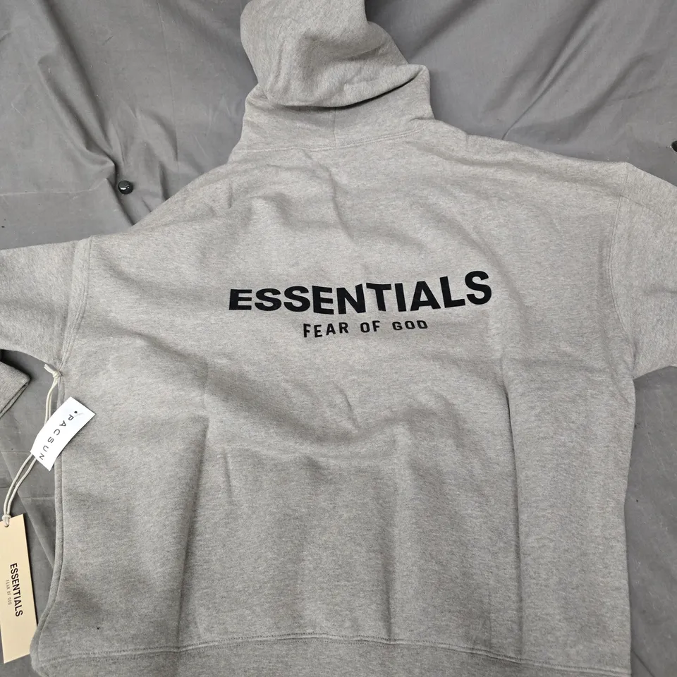 ESSENTIALS FEAR OF GOD HOODIE BACK PRINT HOODIE IN GREY - LARGE