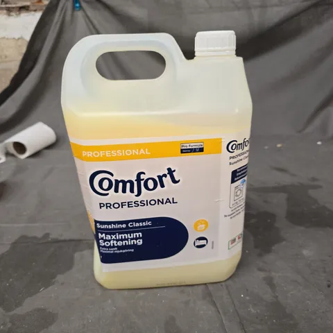 BOX OF 5 ASSORTED LIQUIDS TO INCLUDE: COMFORT CONDITIONER 