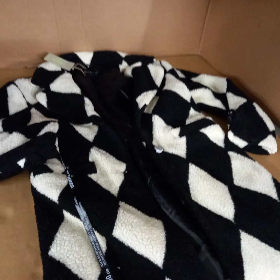BOOHOO TALL CHECKERBOARD TEDDY COAT - 10