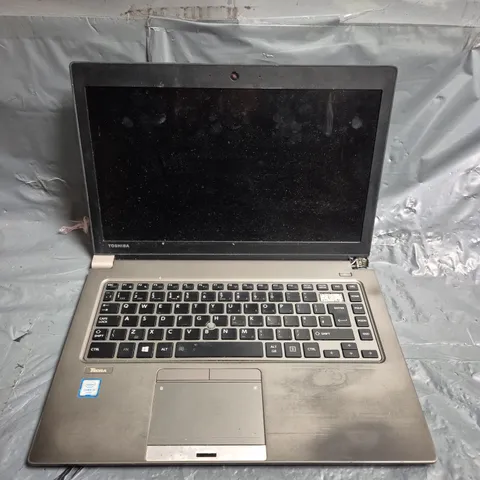 TOSHIBA TECRA Z40-C