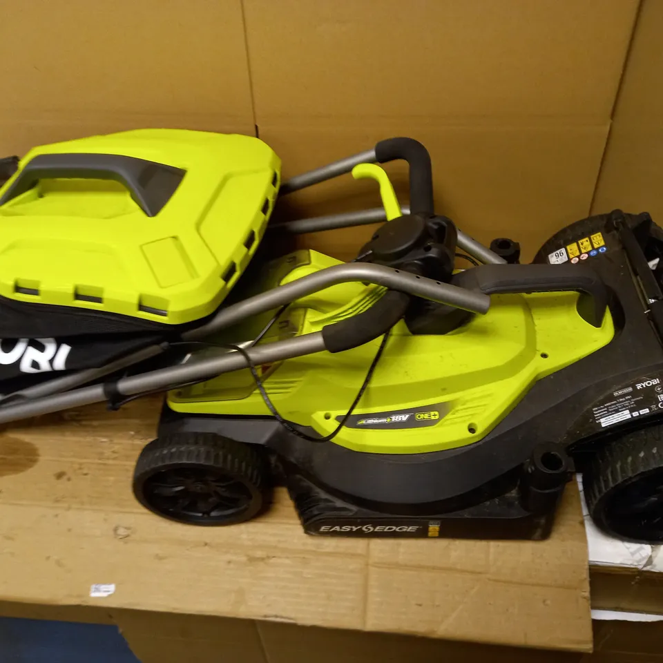 RYOBI 18V ONE+ CORDLESS 33CM LAWNMOWER
